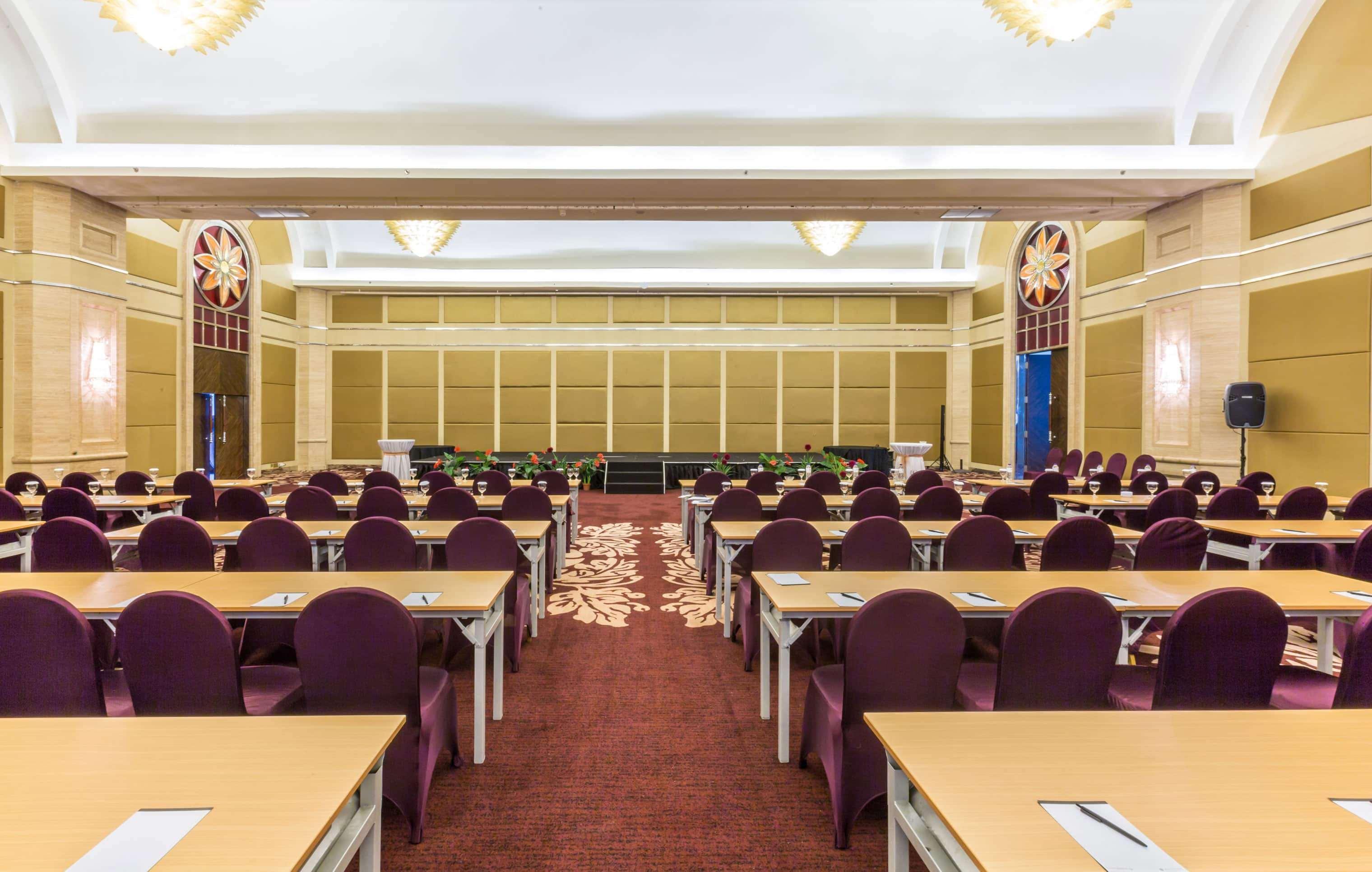 מלון Wyndham סוראבאיה מראה חיצוני תמונה