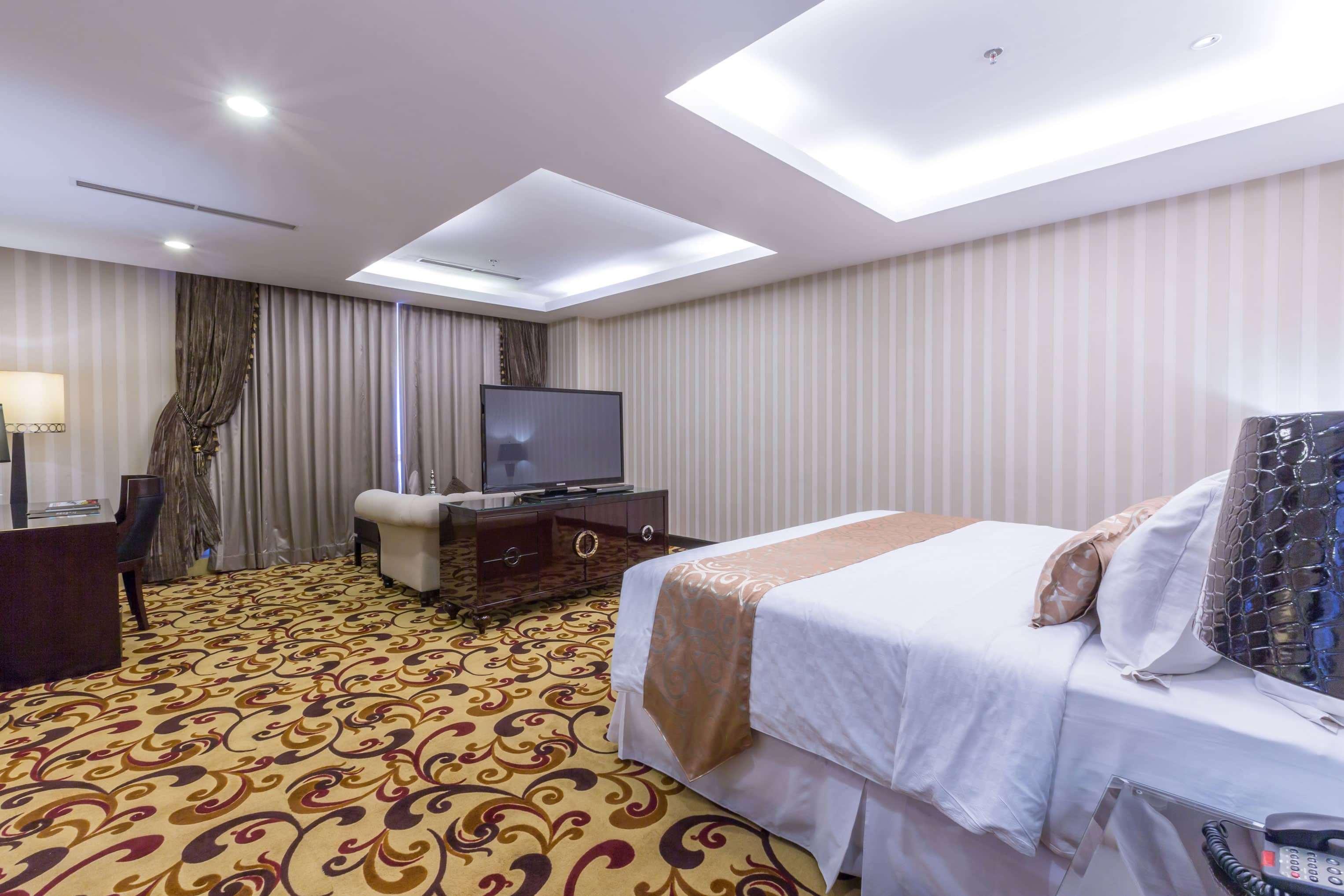 מלון Wyndham סוראבאיה מראה חיצוני תמונה