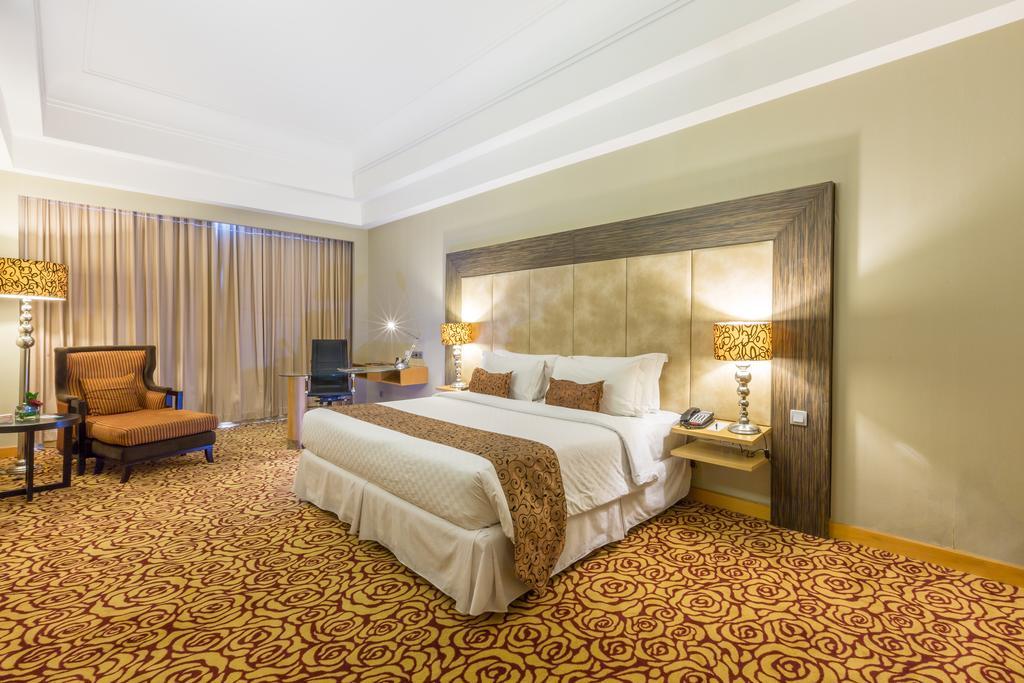 מלון Wyndham סוראבאיה מראה חיצוני תמונה
